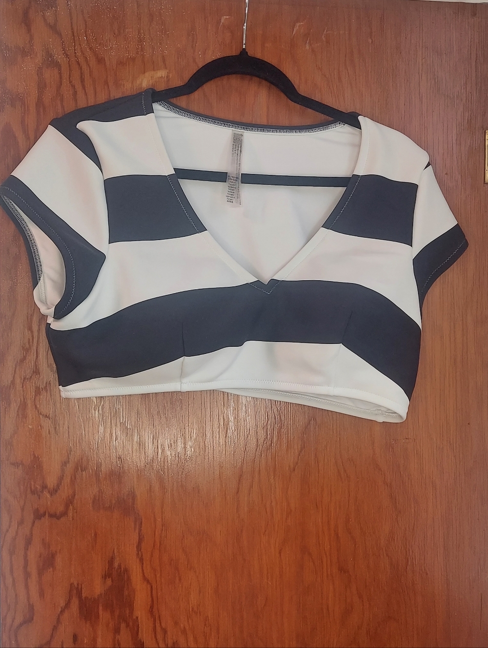 Victoria's Secret Black & White Striped V-Neck Swim Crop Top